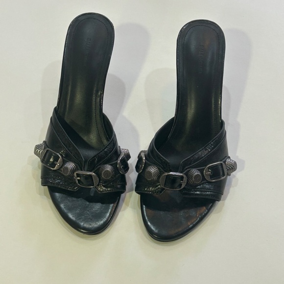 Balenciaga Cagole leather mule kitten heel sandals - Picture 6 of 6